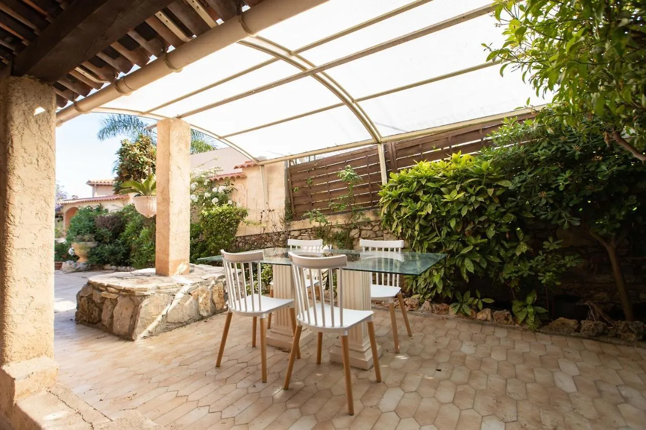 La Vahine - Apartments & Pool Vallauris